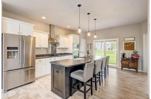 1817 Red Fern Ln, Madison, WI 53718