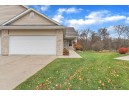 639 Springbrook Cir, DeForest, WI 53532