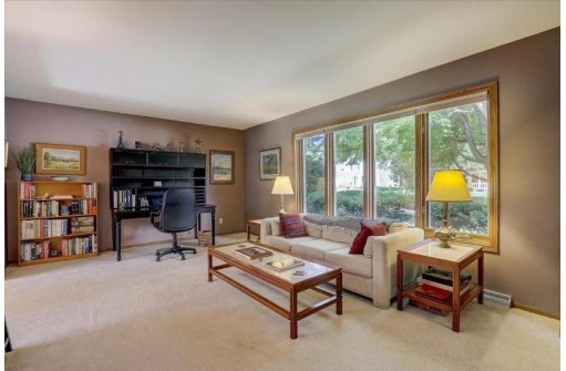 1013 Tramore Tr, Madison, WI 53717