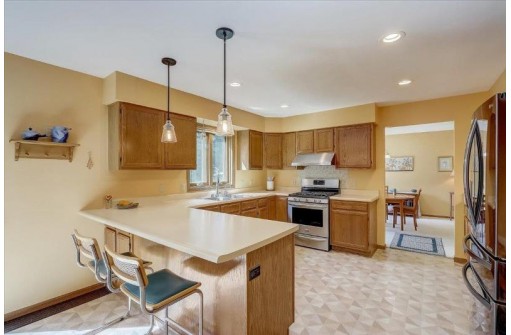 1013 Tramore Tr, Madison, WI 53717