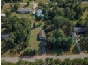 W5677 Buckhorn Dr, New Lisbon, WI 53950