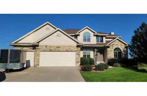 6492 Harvest Moon Ct, Waunakee, WI 53597