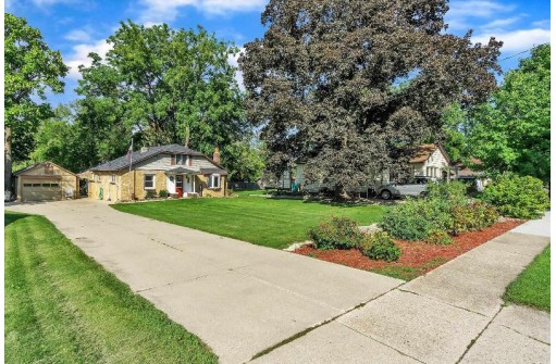 322 Davis St, Milton, WI 53563