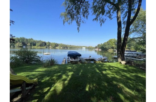 E12610 Bay Rd, Merrimac, WI 53561