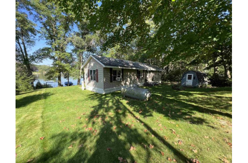 E12610 Bay Rd, Merrimac, WI 53561