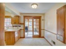 312 Lake Edge Blvd, Madison, WI 53716-1615