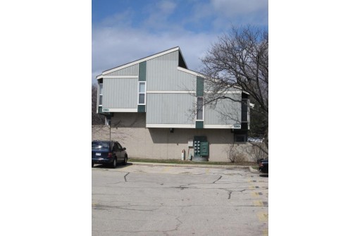 345 East Bluff, Madison, WI 53704