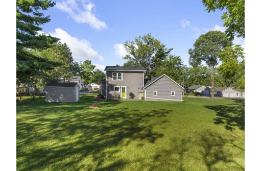 206 Maple St, Pardeeville, WI 53954