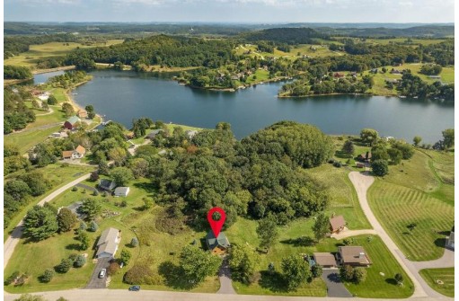 S1114 Rotterdam Dr, La Valle, WI 53941