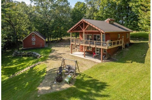 S1083 Matterhorn Ct, La Valle, WI 53941