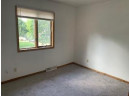 816 N Clover Ln, Cottage Grove, WI 53527