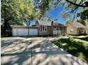 2006 10th Ave, Monroe, WI 53566