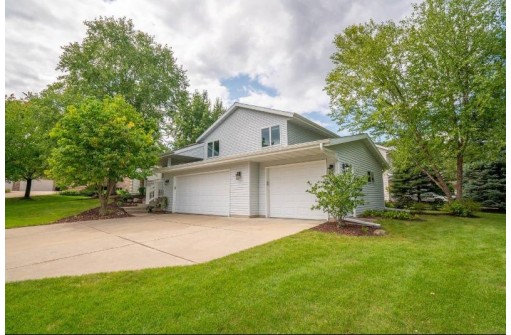 3610 Ice Age Dr, Madison, WI 53719