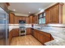 318 Rustic Dr, Madison, WI 53718