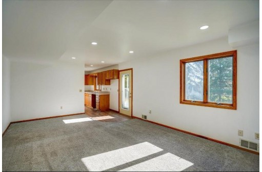 2736 County Road T, Sun Prairie, WI 53590