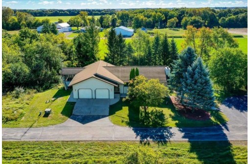 2736 County Road T, Sun Prairie, WI 53590