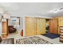 1004 Pflaum Rd, Madison, WI 53716