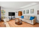 1004 Pflaum Rd, Madison, WI 53716