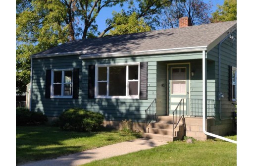 1019 Sherman Ave, Janesville, WI 53545