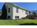 606 Luchenbach Ln, Jefferson, WI 53549