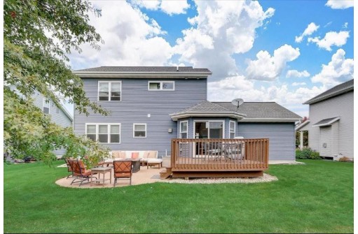 5169 Fox Sedge Ln, Fitchburg, WI 53711