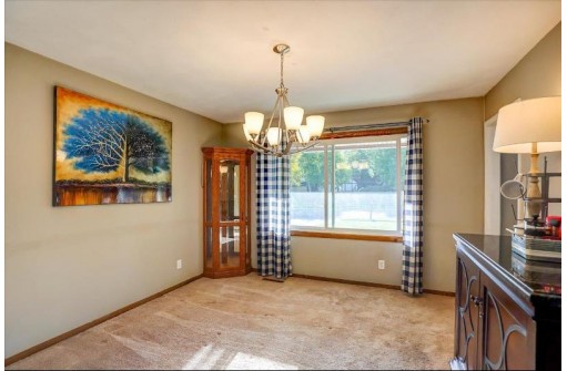 1264 Crossing Ridge Tr, Sun Prairie, WI 53590