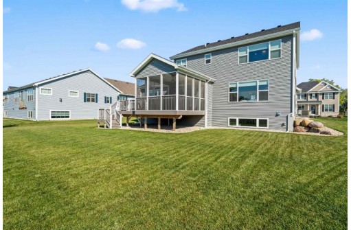 426 Blue Moon Dr, Verona, WI 53593