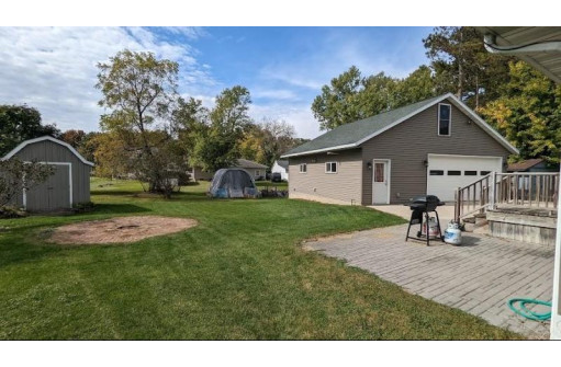 735 N Park St, Reedsburg, WI 53959