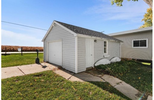 N8350 County Road Cp, Beaver Dam, WI 53916-9546