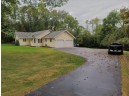 N6767 Jonathan Dr, Pardeeville, WI 53954