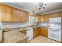 570 Meadowlark Ln, Portage, WI 53901