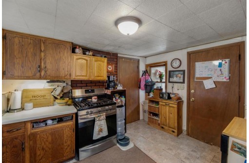 W3698 Eagle Rd, Montello, WI 53949