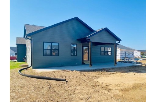 2065 Willow Run, Reedsburg, WI 53959