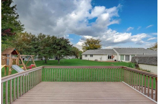 442 Meadowview Ln, Marshall, WI 53559