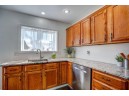 906 Northport Dr, Madison, WI 53704