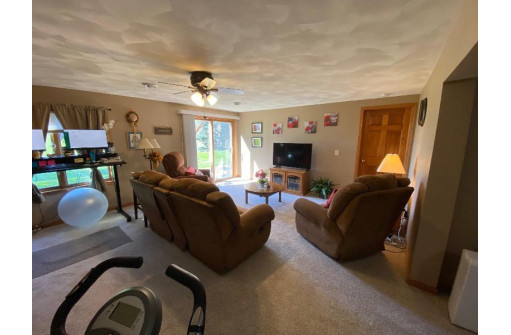 4308 W Rotamer Ct, Janesville, WI 53546