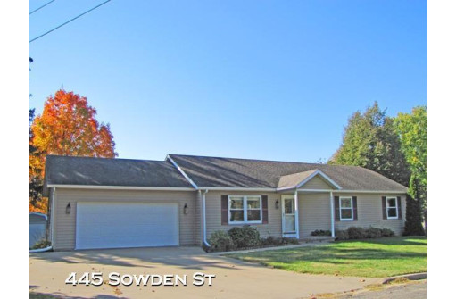 445 Sowden St, Platteville, WI 53818