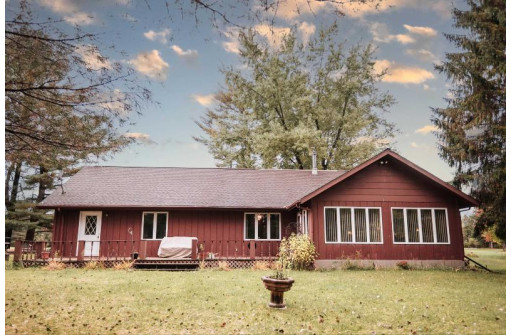 N3470 Williams Dr, Montello, WI 53949