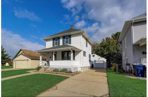 1513 Carrington St, Janesville, WI 53545