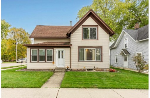 501 S Hubbard St, Horicon, WI 53032