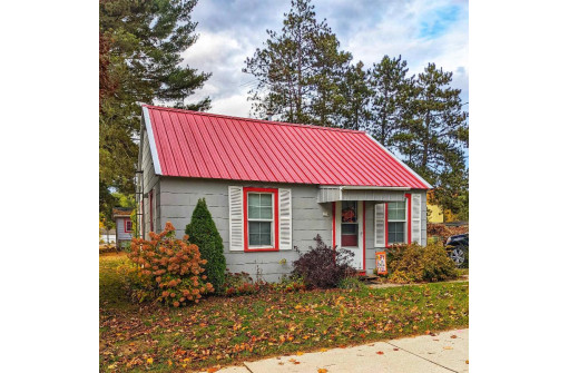 234 W Division St, Wautoma, WI 54982