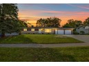 468 Orchard Dr, Oregon, WI 53575