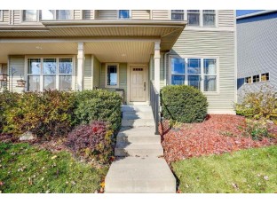 1476 Wild Iris St Sun Prairie, WI 53590