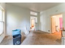 203 10th St, Baraboo, WI 53913