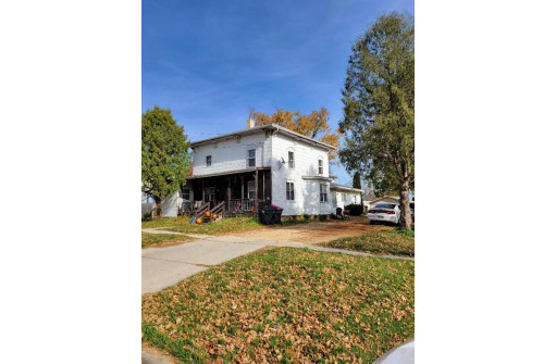 303 Allen St, Clinton, WI 53525