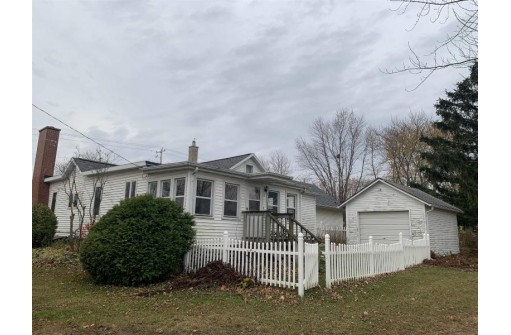 804 E Holum St, DeForest, WI 53532