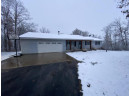 1897 Twin Bridge Rd, Mineral Point, WI 53565