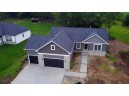 608 Greenway Point Dr, Janesville, WI 53548