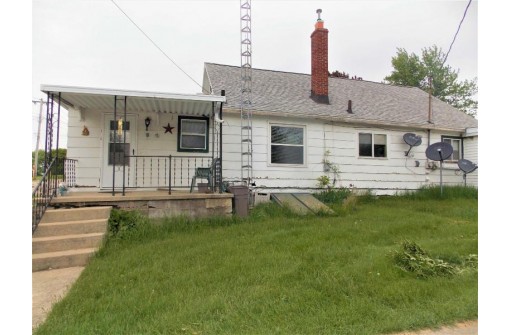 523 W High St, Shullsburg, WI 53586