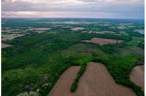 103 +/- AC County Road D, Dousman, WI 53018